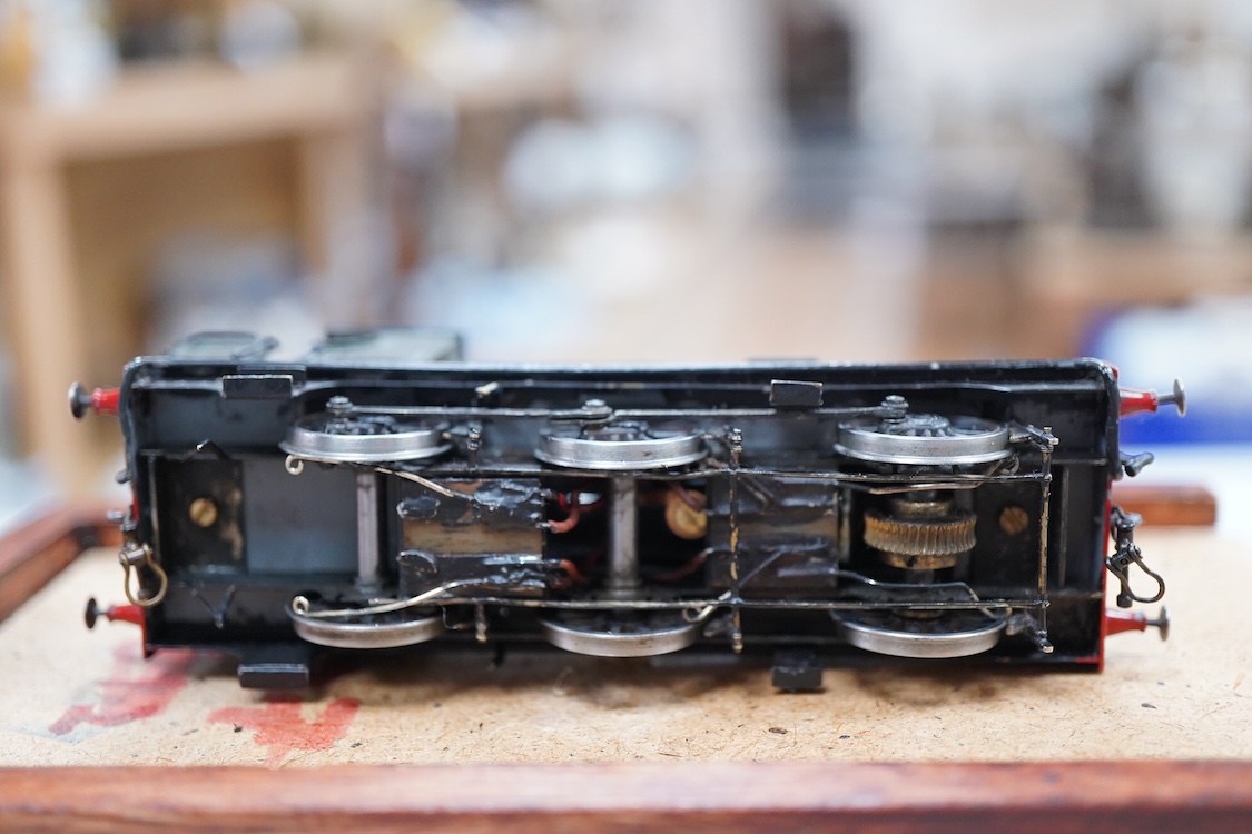 Two EM gauge scratch built model railway GWR locomotives by John Worsley, an 0-6-0PT, 1961, and an 0-6-0ST, 2007, both detailed models with opening smoke box doors showing the details of the blast pipe and boiler tube en